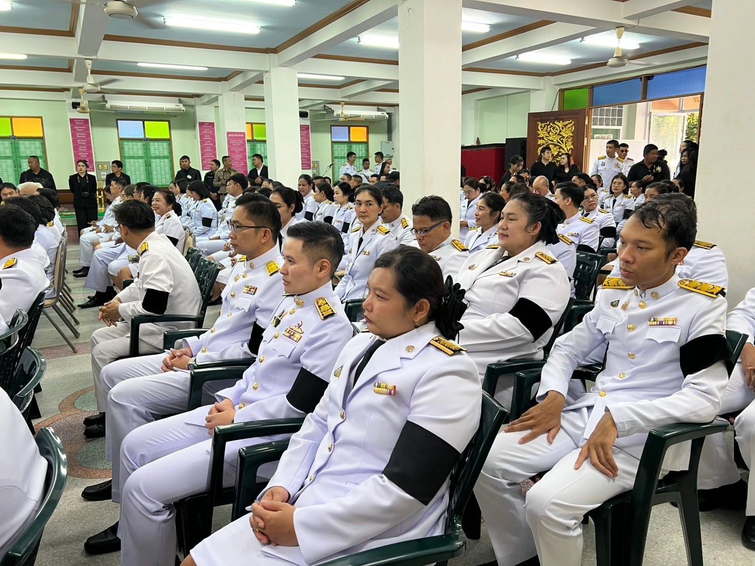 title - ส.ป.ก.อ่างทอง ร่วมพิธีทำบุญตักบาตร และพิธีบำเพ็ญกุศลสัตตมวาร (7 วัน) อุทิศถวายเป็นพระกุศลแด่ สมเด็จพระเจ้าลูกเธอ เจ้าฟ้าพัชรกิติยาภา นเรนทิราเทพยวดี กรมหลวงราชสาริณีสิริพัชร มหาวัชรราชธิดา 